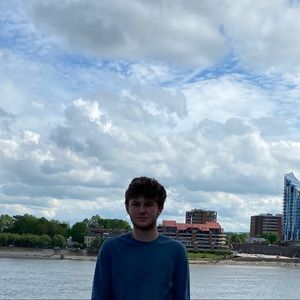 Meet your Posher, Sam